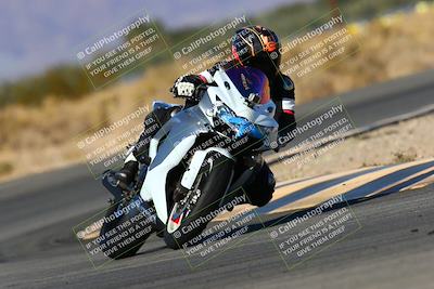 media/Jan-09-2022-SoCal Trackdays (Sun) [[2b1fec8404]]/Turn 16 (11am)/